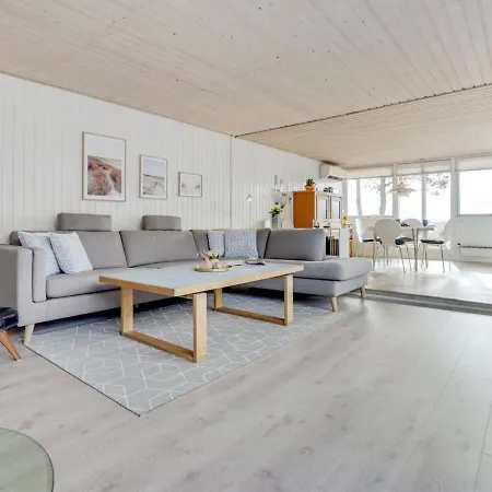 Holiday Harietta - 1-1km From The Sea In Western Jutland Molby